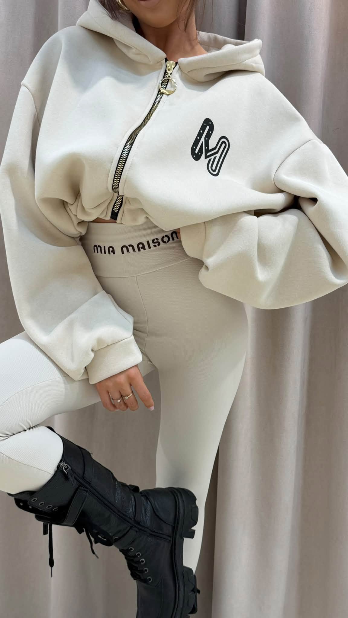 Bluza SHINE Mia Maison na suwak beżowa