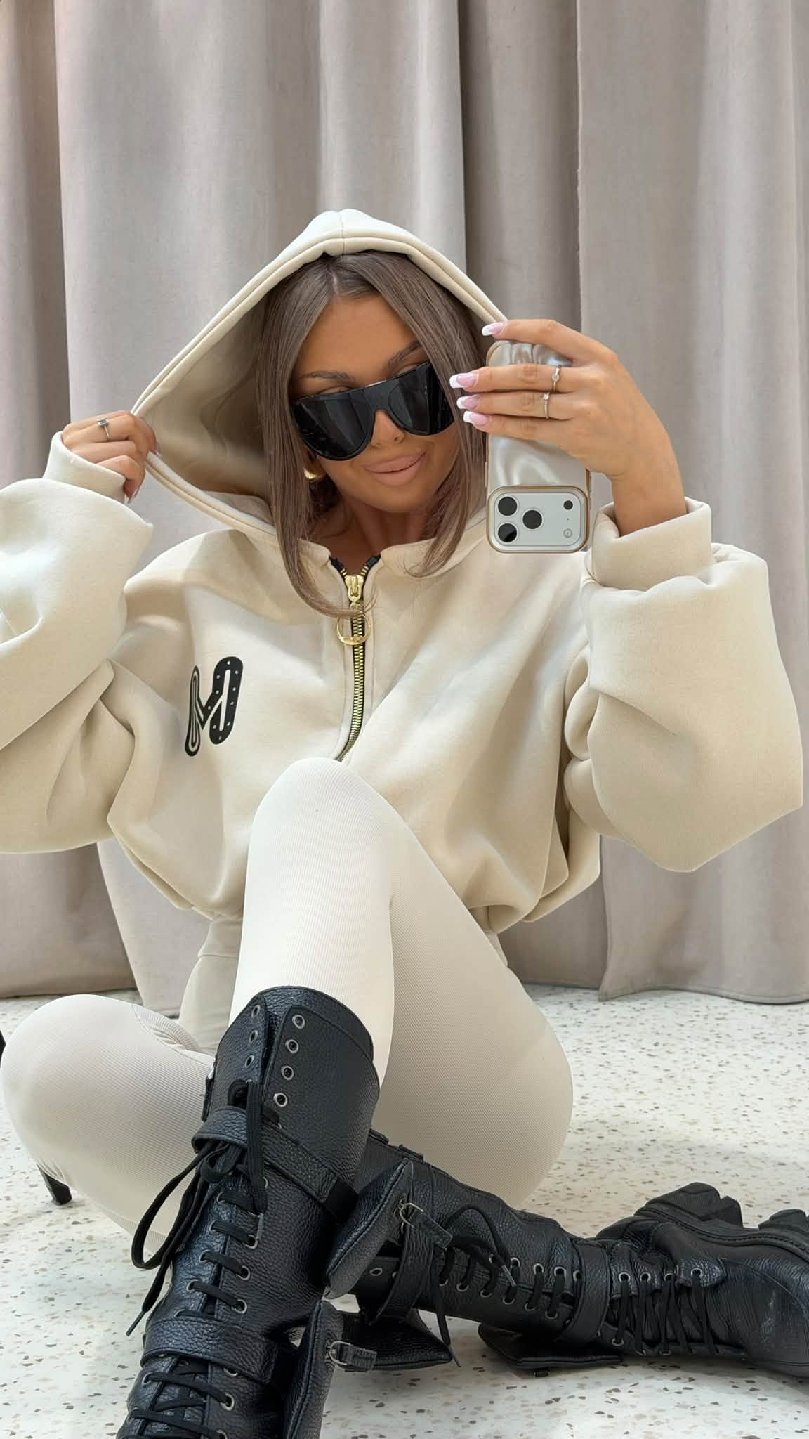 Bluza SHINE Mia Maison na suwak beżowa - obrazek 2