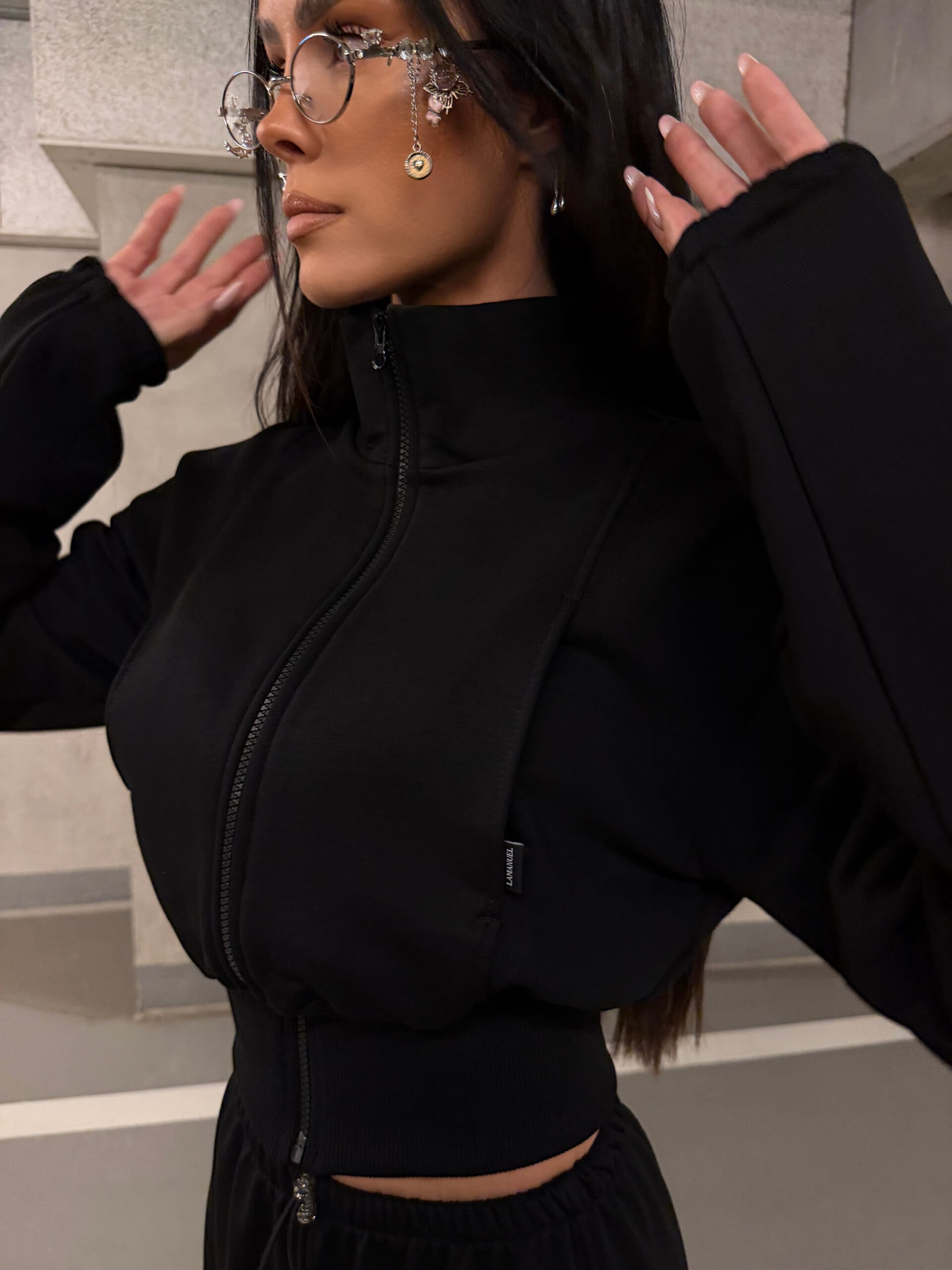 Bluza HAZEL La Manuel czarna - obrazek 2