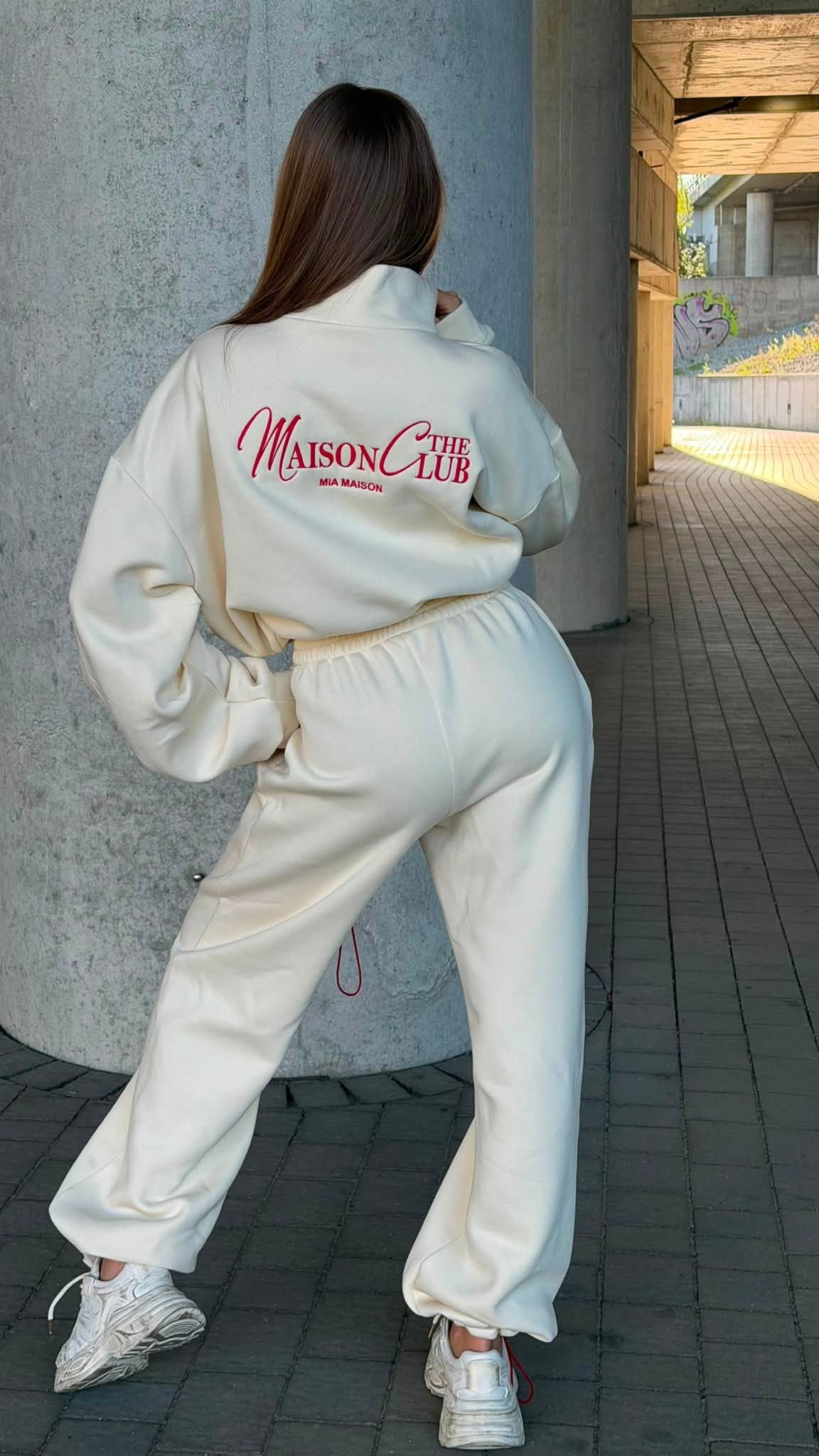 Komplet dresowy CLUB Mia Maison kokos - obrazek 3